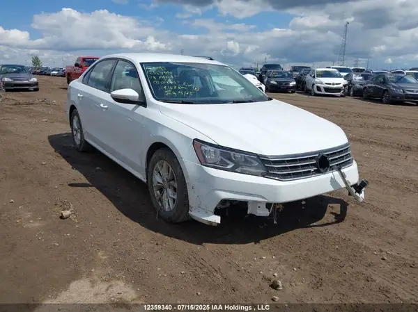 1VWAA7A36JC018437 2018 VOLKSWAGEN PASSAT - Image 1