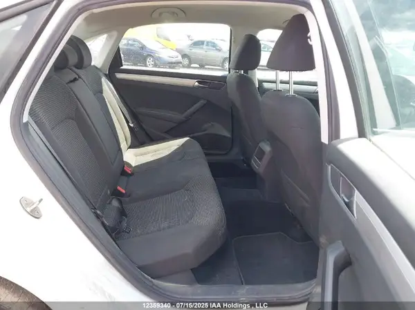 1VWAA7A36JC018437 2018 VOLKSWAGEN PASSAT - Image 8