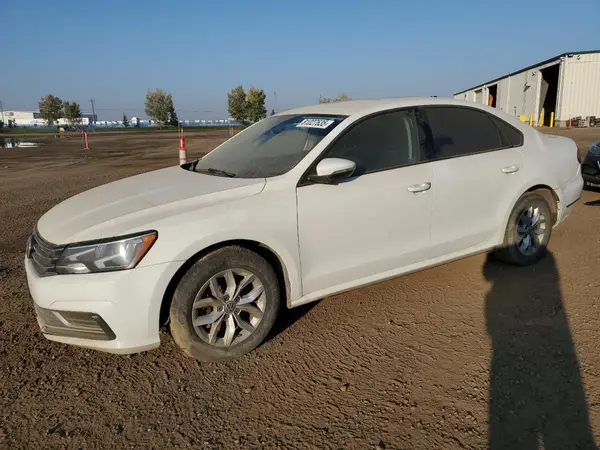 1VWAA7A36JC020642 2018 VOLKSWAGEN PASSAT - Image 1