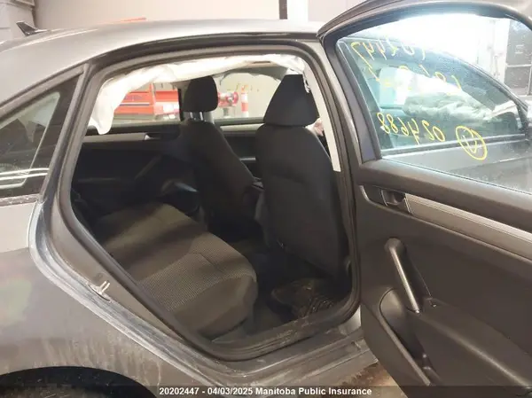 1VWAA7A36JC024688 2018 VOLKSWAGEN PASSAT - Image 8