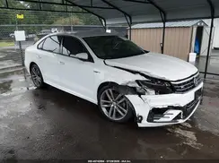 1VWAA7A36JC028353 2018 VOLKSWAGEN PASSAT