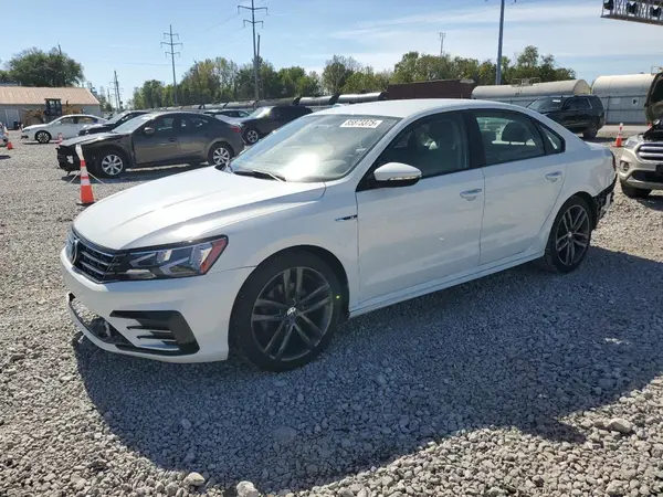 1VWAA7A36JC028918 2018 VOLKSWAGEN PASSAT - Image 1