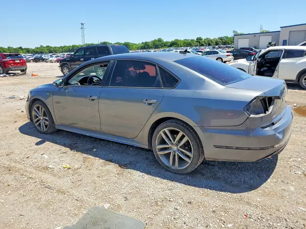 1VWAA7A36JC033374 2018 VOLKSWAGEN PASSAT - Image 2