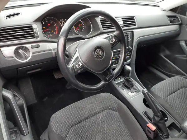1VWAA7A36JC035545 2018 VOLKSWAGEN PASSAT - Image 8