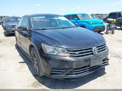 1VWAA7A36JC039563 2018 VOLKSWAGEN PASSAT