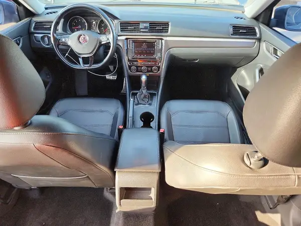 1VWAA7A36JC039997 2018 VOLKSWAGEN PASSAT - Image 8