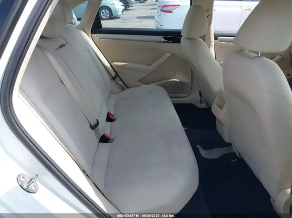 1VWAA7A36JC041751 2018 VOLKSWAGEN PASSAT - Image 8