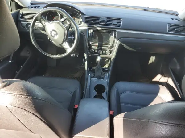 1VWAA7A36JC042205 2018 VOLKSWAGEN PASSAT - Image 8