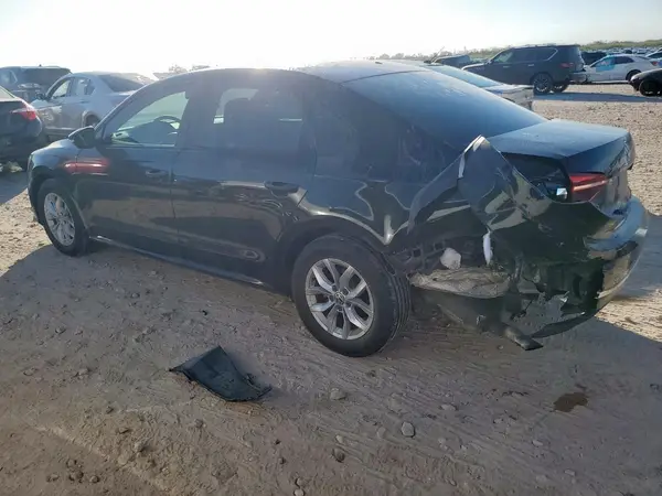 1VWAA7A36JC043337 2018 VOLKSWAGEN PASSAT - Image 2