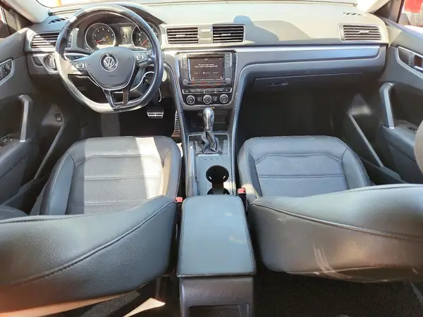1VWAA7A36JC043788 2018 VOLKSWAGEN PASSAT - Image 8