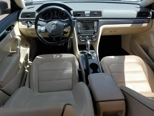 1VWAA7A36JC048943 2018 VOLKSWAGEN PASSAT - Image 8