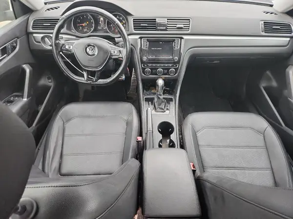 1VWAA7A36JC049140 2018 VOLKSWAGEN PASSAT - Image 8