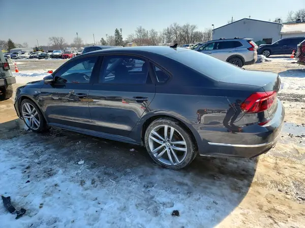 1VWAA7A37JC014719 2018 VOLKSWAGEN PASSAT - Image 2