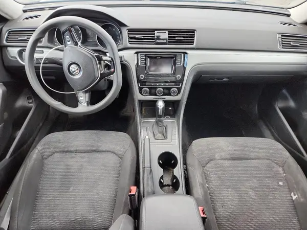 1VWAA7A37JC017166 2018 VOLKSWAGEN PASSAT - Image 8