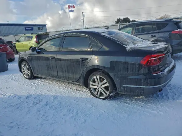 1VWAA7A37JC018382 2018 VOLKSWAGEN PASSAT - Image 2