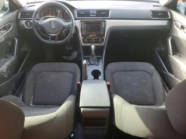 1VWAA7A37JC018382 2018 VOLKSWAGEN PASSAT - Image 8