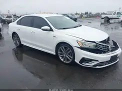 1VWAA7A37JC021489 2018 VOLKSWAGEN PASSAT