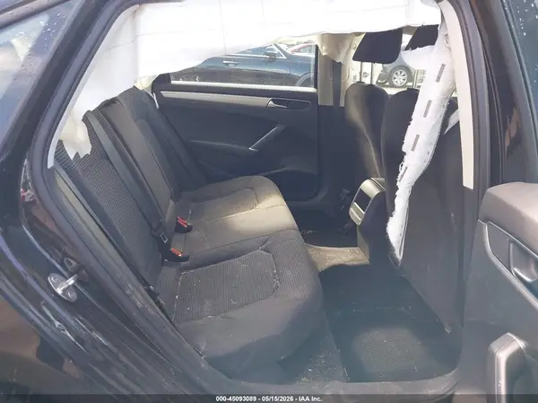 1VWAA7A37JC024375 2018 VOLKSWAGEN PASSAT - Image 8