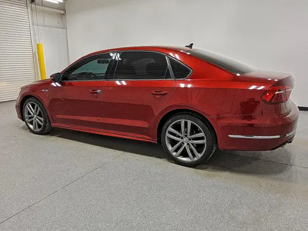 1VWAA7A37JC029995 2018 VOLKSWAGEN PASSAT - Image 2