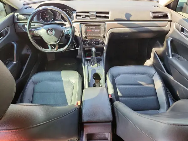 1VWAA7A37JC030645 2018 VOLKSWAGEN PASSAT - Image 8