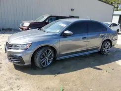 1VWAA7A37JC037997 2018 VOLKSWAGEN PASSAT