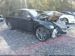 1VWAA7A38JC001980 2018 VOLKSWAGEN PASSAT