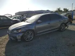 1VWAA7A38JC005365 2018 VOLKSWAGEN PASSAT