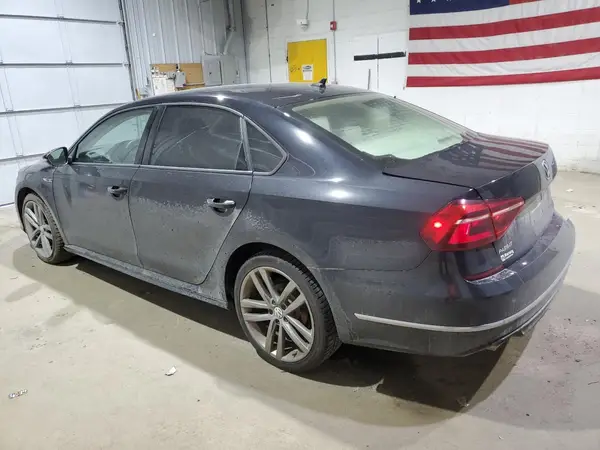 1VWAA7A38JC012154 2018 VOLKSWAGEN PASSAT - Image 2