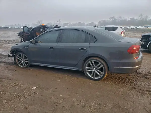 1VWAA7A38JC019895 2018 VOLKSWAGEN PASSAT - Image 2