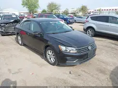 1VWAA7A38JC022134 2018 VOLKSWAGEN PASSAT