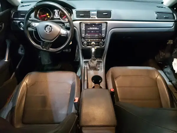 1VWAA7A38JC024434 2018 VOLKSWAGEN PASSAT - Image 8