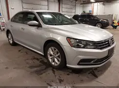 1VWAA7A38JC028323 2018 VOLKSWAGEN PASSAT