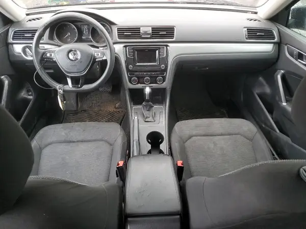 1VWAA7A38JC028502 2018 VOLKSWAGEN PASSAT - Image 8