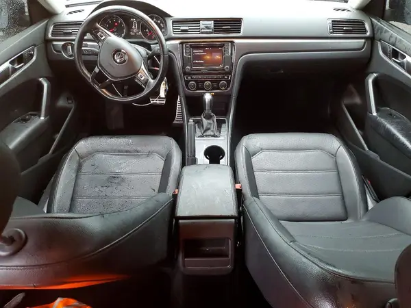 1VWAA7A38JC035837 2018 VOLKSWAGEN PASSAT - Image 8
