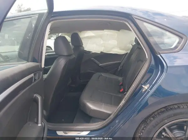 1VWAA7A38JC039791 2018 VOLKSWAGEN PASSAT - Image 8