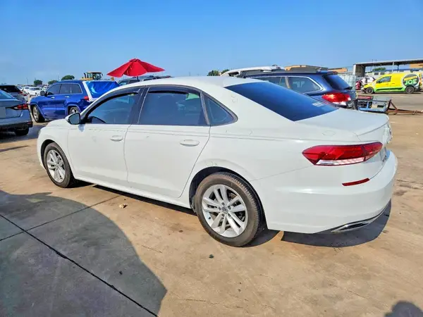 1VWAA7A38MC016113 2021 VOLKSWAGEN PASSAT - Image 2