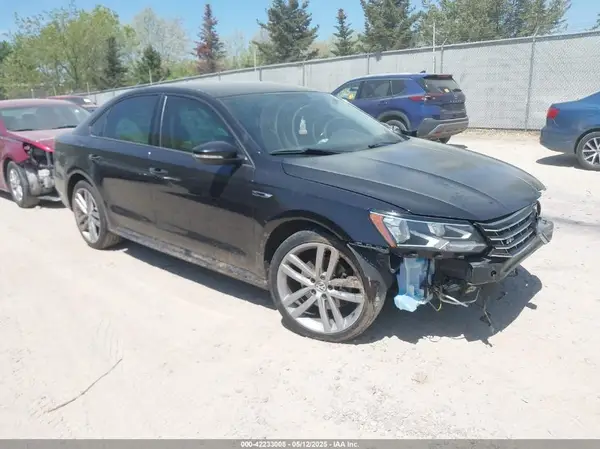 1VWAA7A39JC006444 2018 VOLKSWAGEN PASSAT - Image 1