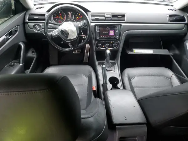 1VWAA7A39JC007271 2018 VOLKSWAGEN PASSAT - Image 8