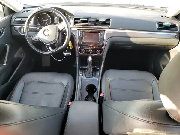 1VWAA7A39JC007478 2018 VOLKSWAGEN PASSAT - Image 8