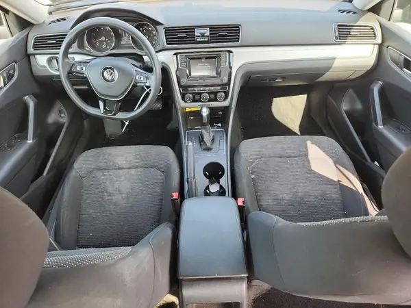 1VWAA7A39JC008372 2018 VOLKSWAGEN PASSAT - Image 8