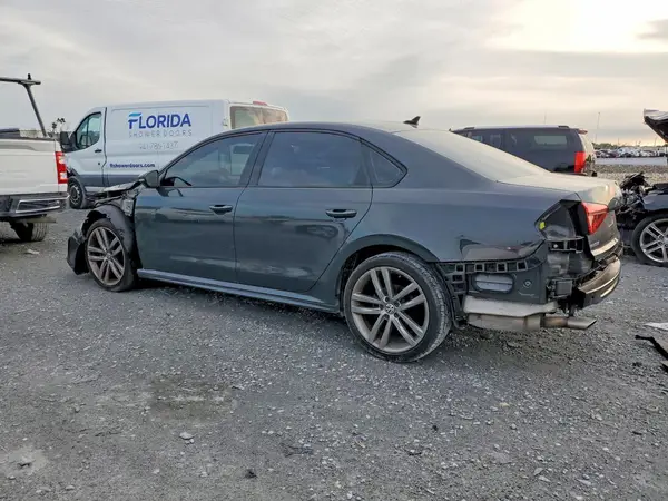 1VWAA7A39JC014625 2018 VOLKSWAGEN PASSAT - Image 2