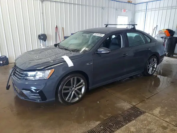 1VWAA7A39JC019534 2018 VOLKSWAGEN PASSAT - Image 1