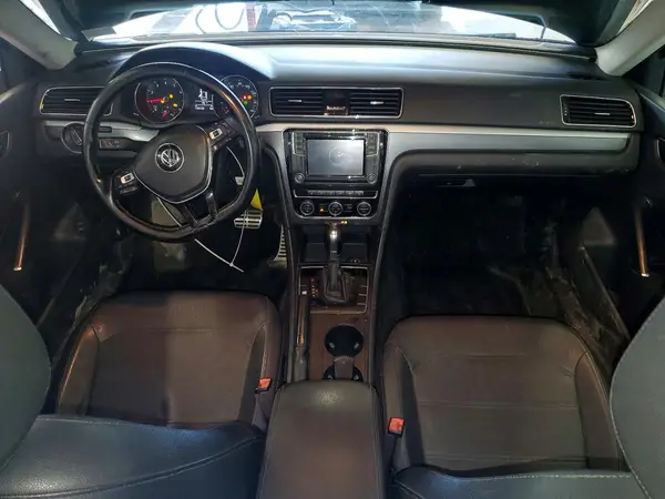 1VWAA7A39JC019534 2018 VOLKSWAGEN PASSAT - Image 8