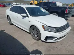 1VWAA7A39JC025978 2018 VOLKSWAGEN PASSAT