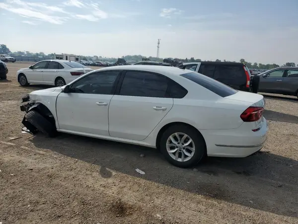 1VWAA7A39JC031652 2018 VOLKSWAGEN PASSAT - Image 2