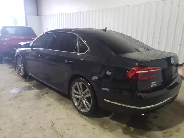1VWAA7A39JC034048 2018 VOLKSWAGEN PASSAT - Image 2