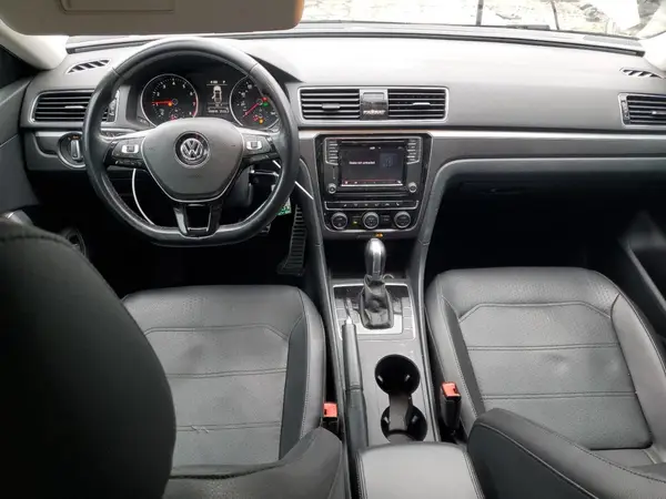 1VWAA7A39JC034552 2018 VOLKSWAGEN PASSAT - Image 8