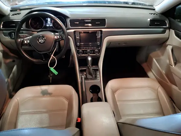 1VWAA7A39JC045308 2018 VOLKSWAGEN PASSAT - Image 8