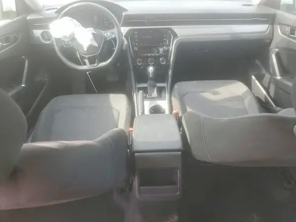 1VWAA7A39MC015892 2021 VOLKSWAGEN PASSAT - Image 8