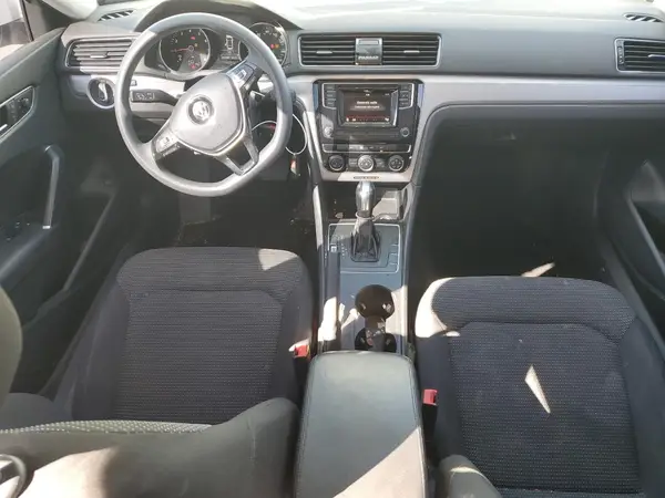 1VWAA7A3XJC004010 2018 VOLKSWAGEN PASSAT - Image 8